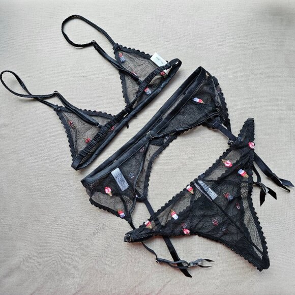 RARE Fleur du Mal Ice Cream Embroidery Lingerie 3 Piece SET - Picture 4 of 5